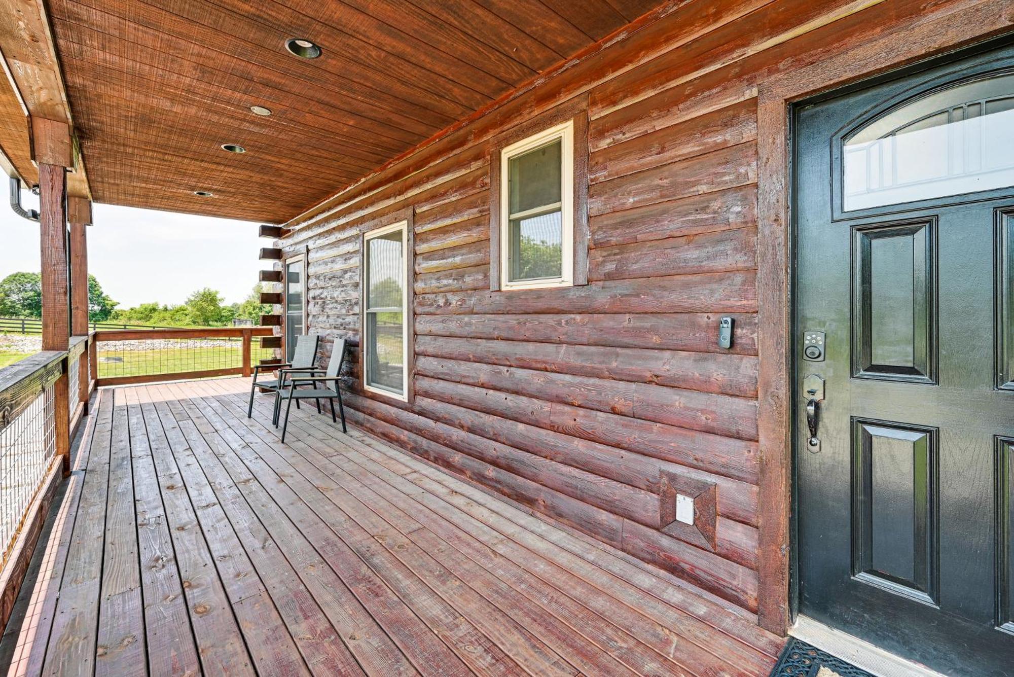 Scenic Getaway With Deck 7 Mi To Mammoth Cave Park! Villa Brownsville Eksteriør billede