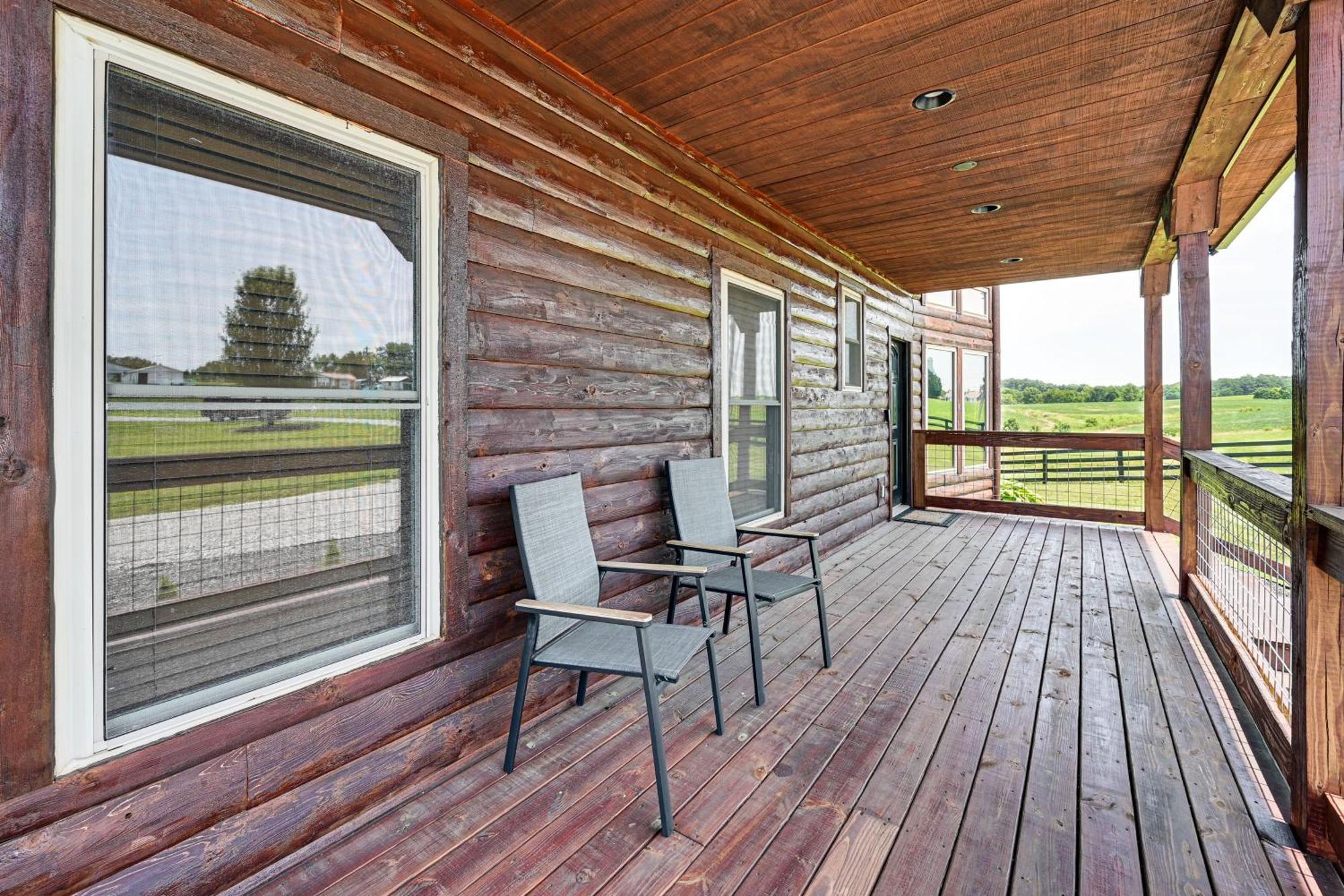 Scenic Getaway With Deck 7 Mi To Mammoth Cave Park! Villa Brownsville Eksteriør billede