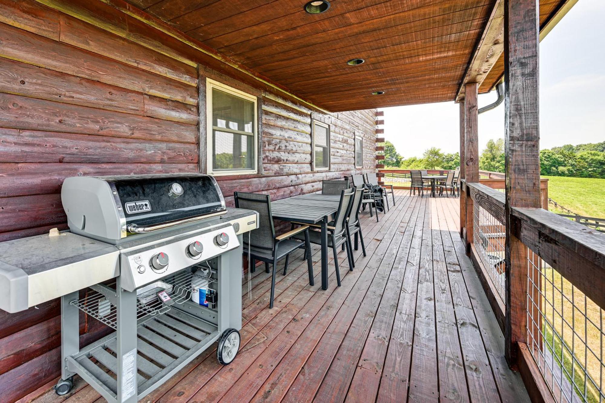 Scenic Getaway With Deck 7 Mi To Mammoth Cave Park! Villa Brownsville Eksteriør billede