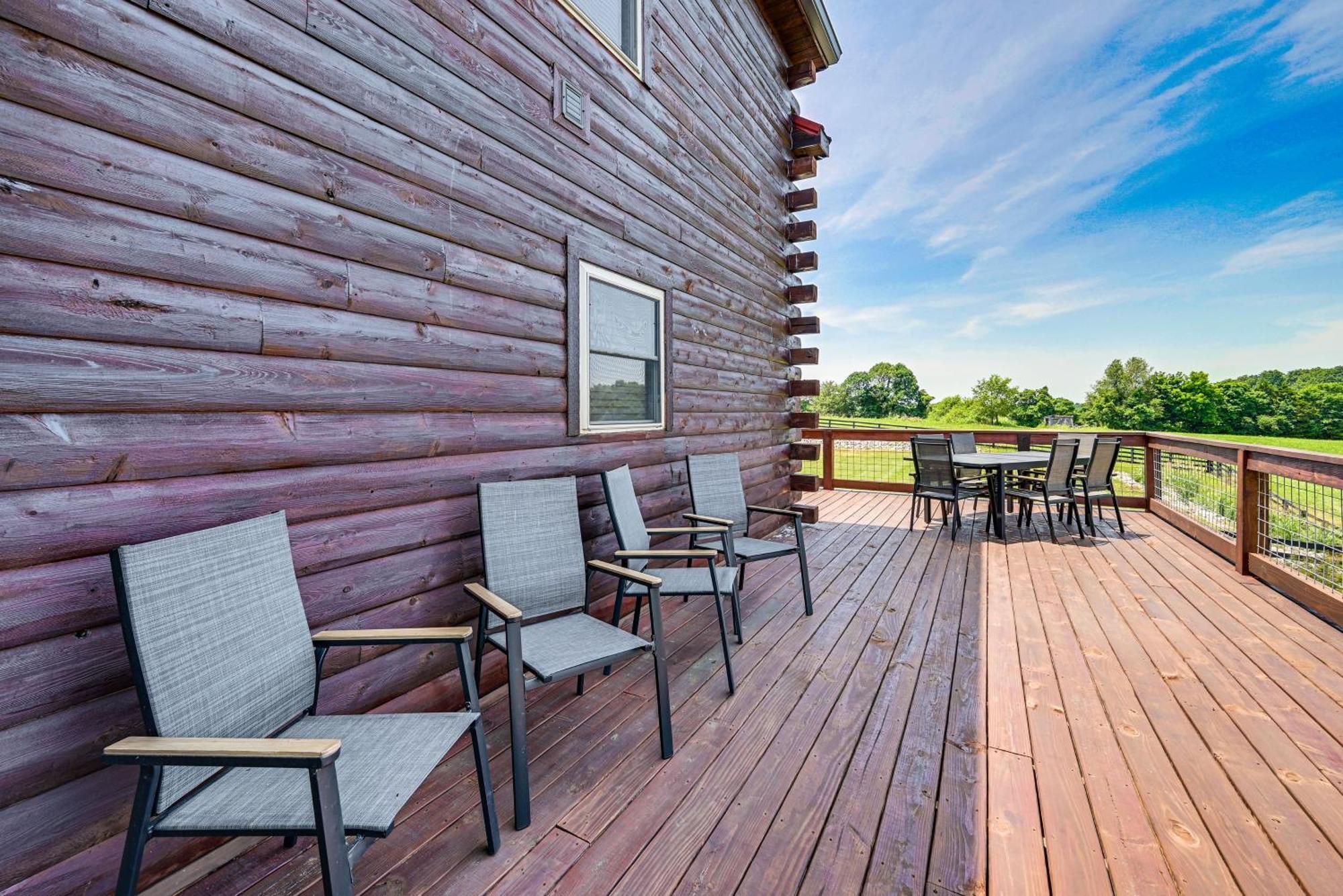 Scenic Getaway With Deck 7 Mi To Mammoth Cave Park! Villa Brownsville Eksteriør billede