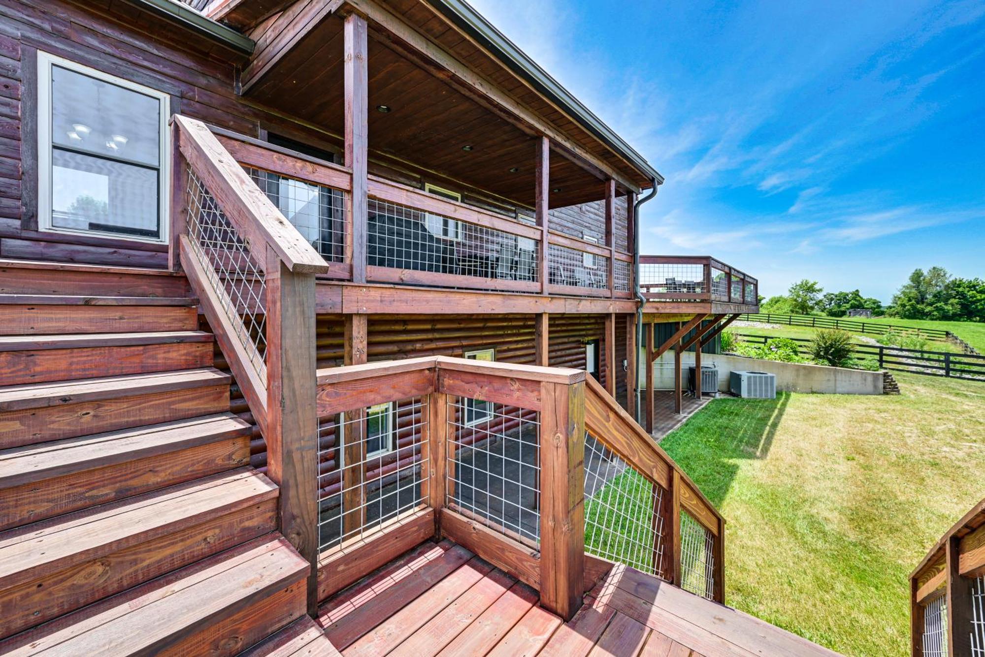 Scenic Getaway With Deck 7 Mi To Mammoth Cave Park! Villa Brownsville Eksteriør billede